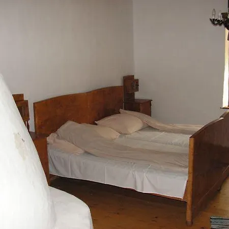 Ven Eperfa Vendeghaz