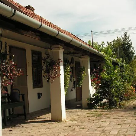 Ven Eperfa Vendeghaz